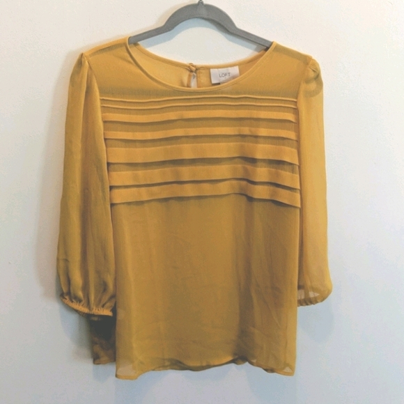 LOFT Pintuck Chiffon Blouse Women’s Medium - Picture 1 of 5